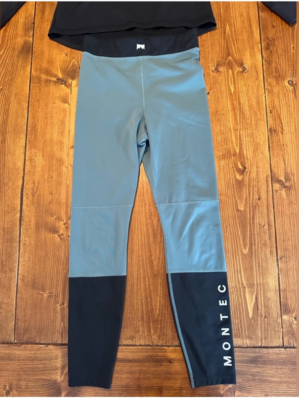 Montec Two-Tone Base Layers - Picture 6 of 6
